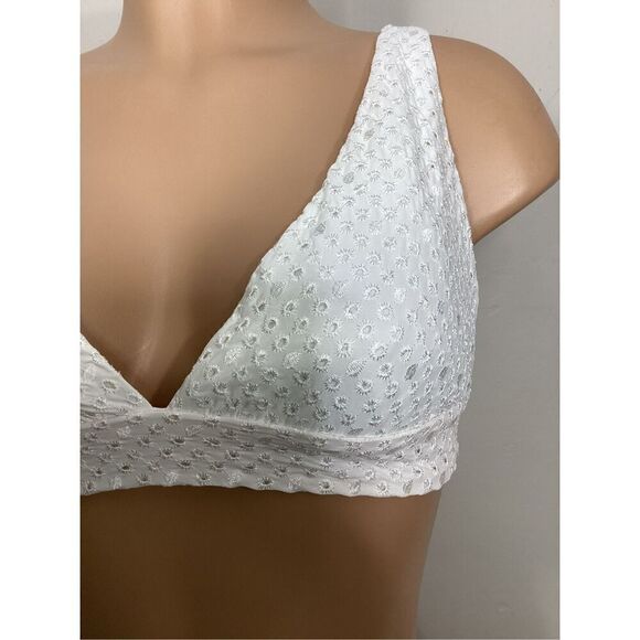 New. Pilyq white bikini set. S-bottom/D-cup top. Retails $149 - Picture 10 of 14